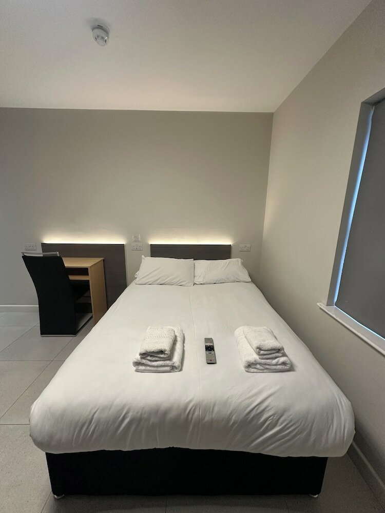 Фото Wendover Arms Hotel