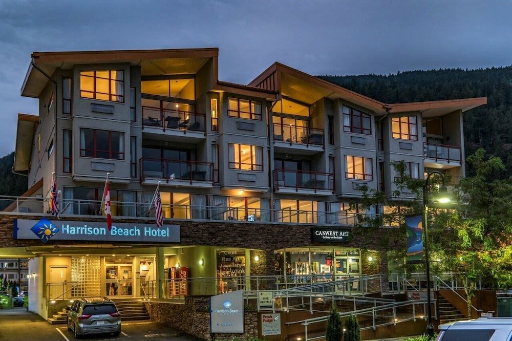 Фото Harrison Beach Hotel