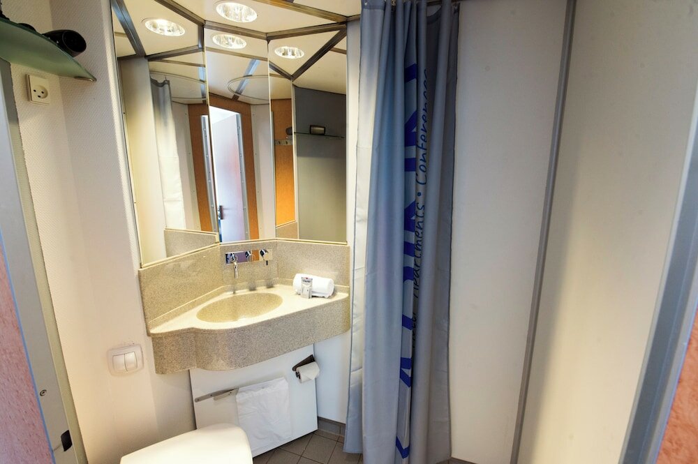 Фото Cabinn Aalborg Hotel