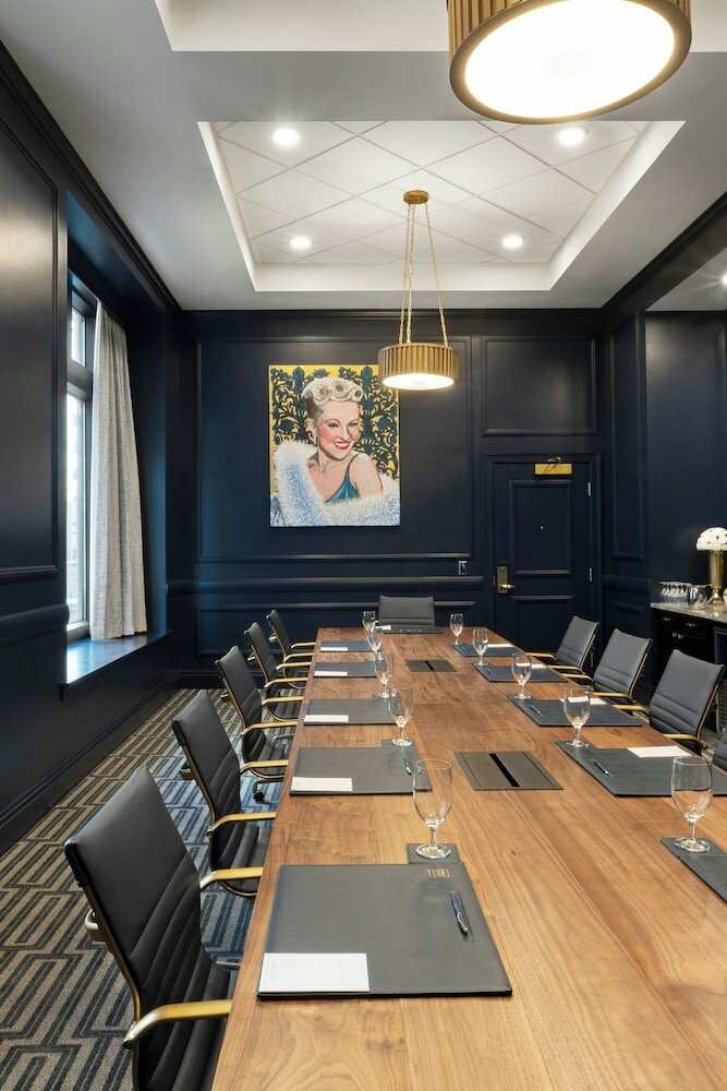 Фото Hotel Saint Louis, Autograph Collection