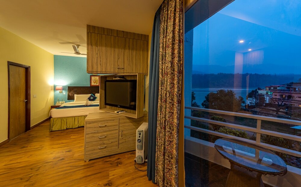 Фото Ganga Kinare- A Riverside Boutique Resort, Rishikesh