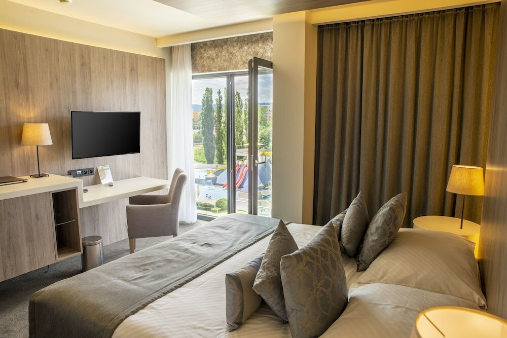 Фото Hotel AquaCity Seasons