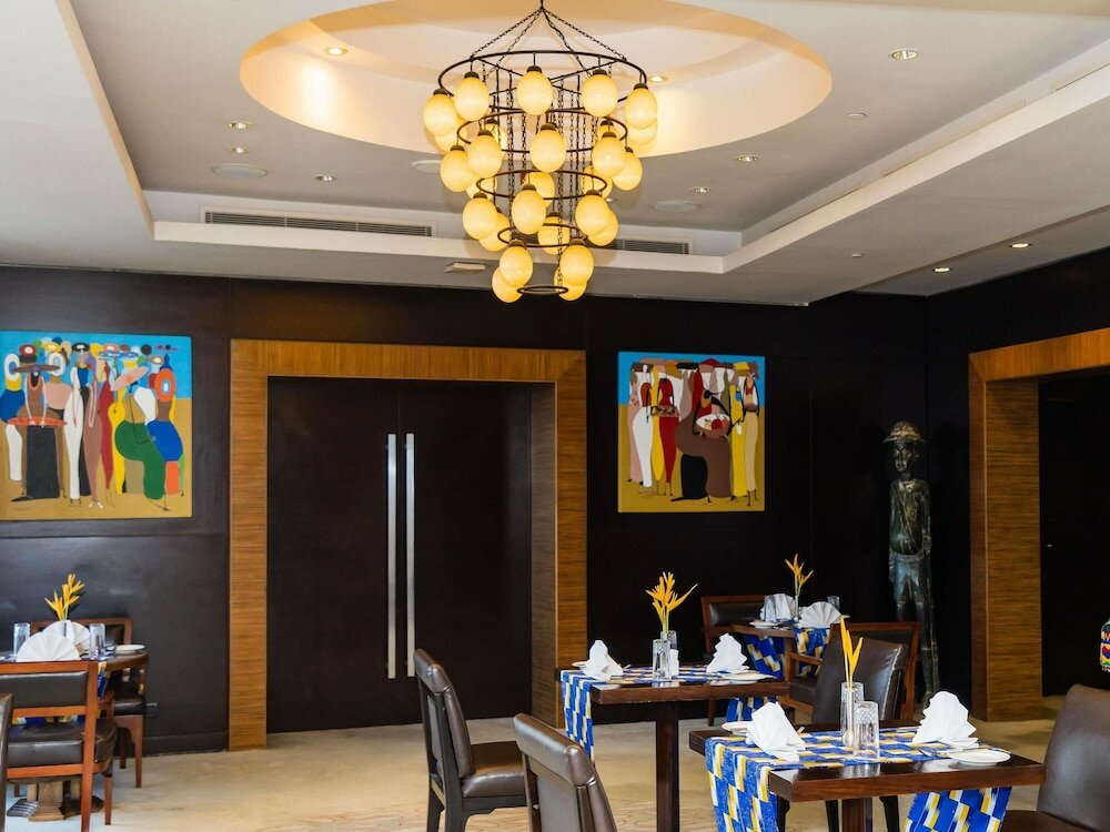 Фото Movenpick Ambassador Hotel