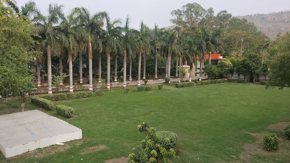 Фото The Rajgir Residency