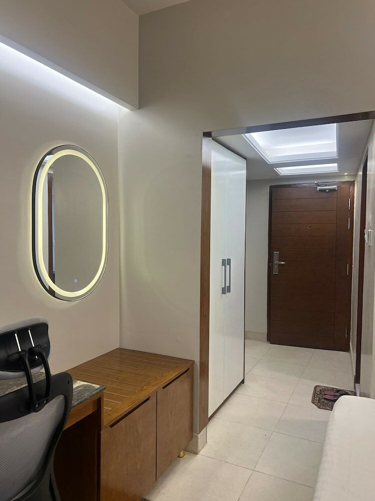 Фото Hotel Kollol by J & Z Group