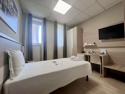 Гостиница Best Quality Hotel La Darsena в Монкальери