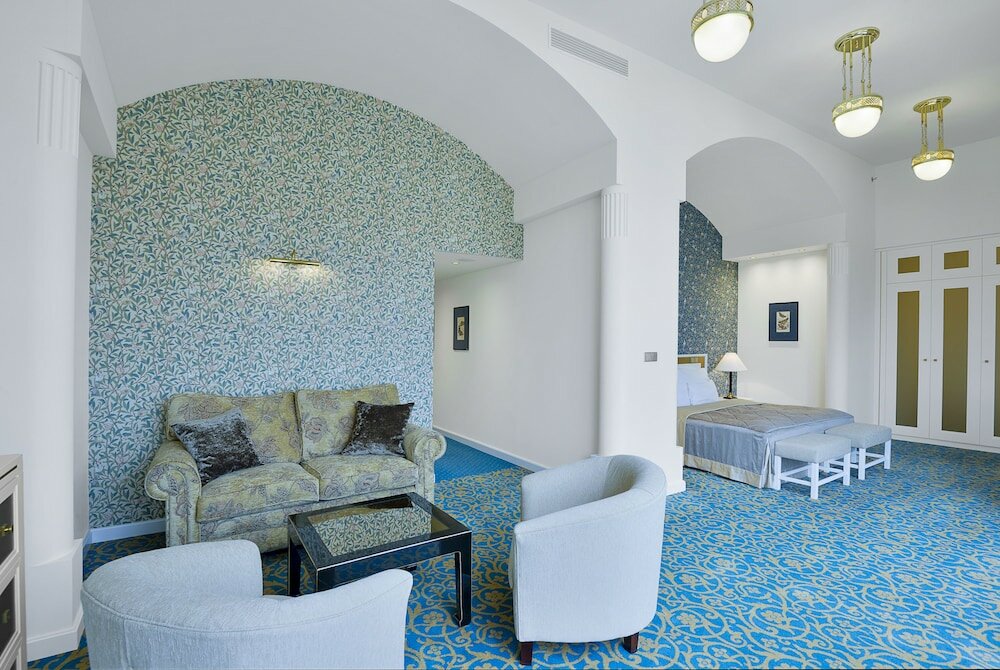 Фото Hotel Savoy