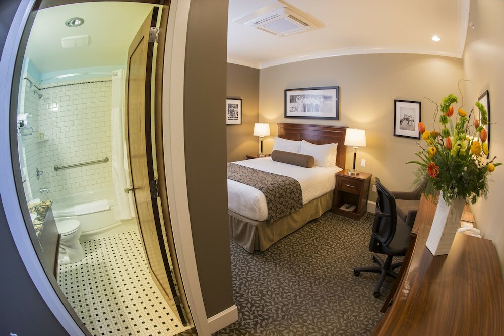 Фото Hume Hotel & SPA