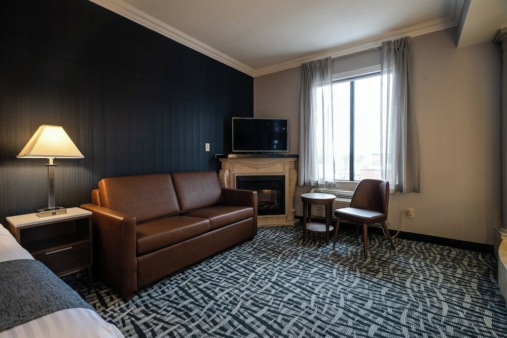 Фото Monte Carlo Inn Toronto West Suites