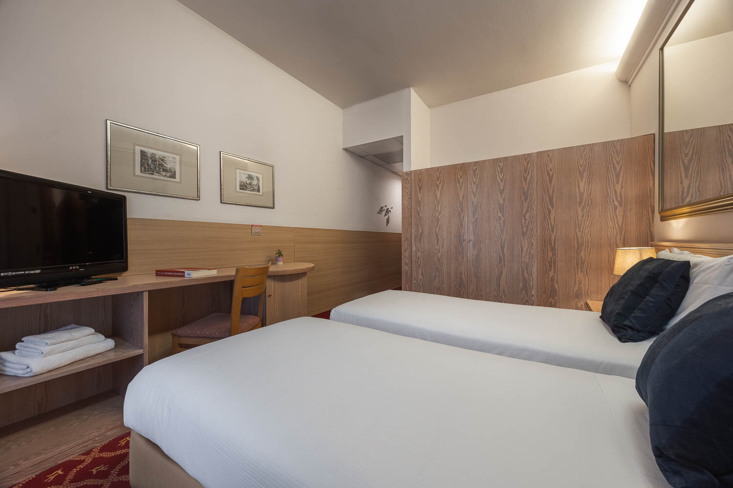 Фото IH Hotels Milano St John Sesto San Giovanni