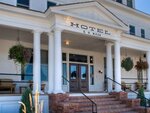 Sacajawea Hotel