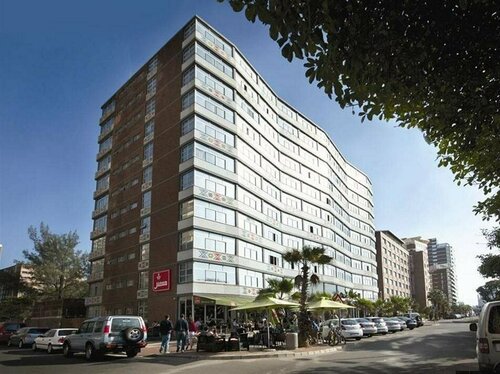 Внешний вид отеля Belaire Suites Hotel в Дурбане, фото 4