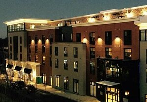 Гостиница TownePlace Suites Lawrence Downtown