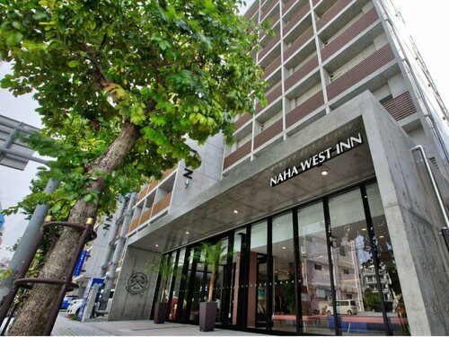 Внешний вид отеля Naha-West Inn в Нахе, фото 1