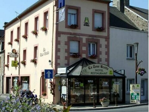 Гостиница Hotel La Tour Brette в Авранше