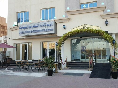 Хостел Reem Hotel Apartments в Сухаре