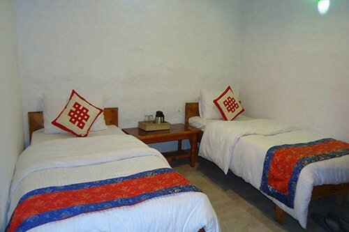Гостиница Red House Lodge в Дхаулагири