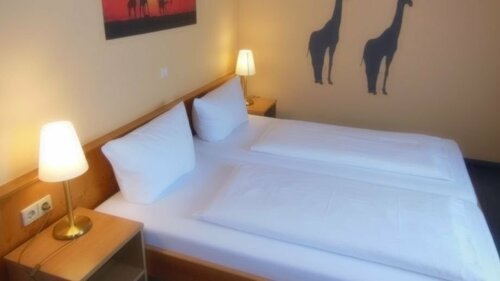 Гостиница Hotel Garni - Zum Goldenen Mann в Агно-Висамбуре