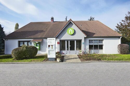 Гостиница Campanile Chanas в Вьене