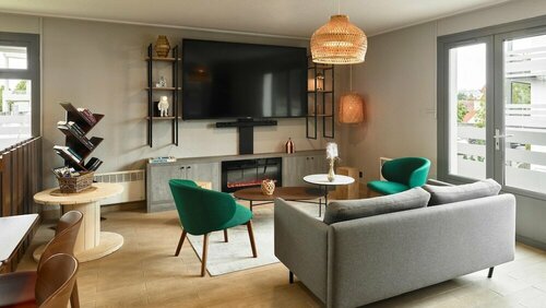 Гостиница Campanile Marne la Vallée - Chelles в Шеле