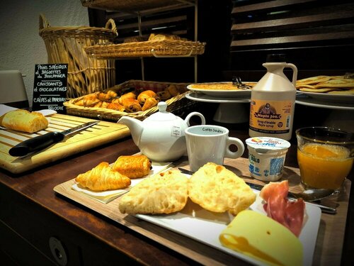 Гостиница Hotel Kyriad Libourne - Saint Emilion в Либурне