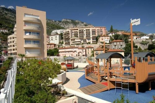 Гостиница Appart'hôtel Odalys Les Jardins d'Elisa в Бозолее