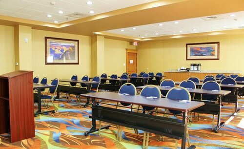 Гостиница Ramada by Wyndham Flagstaff East во Флагстаффе