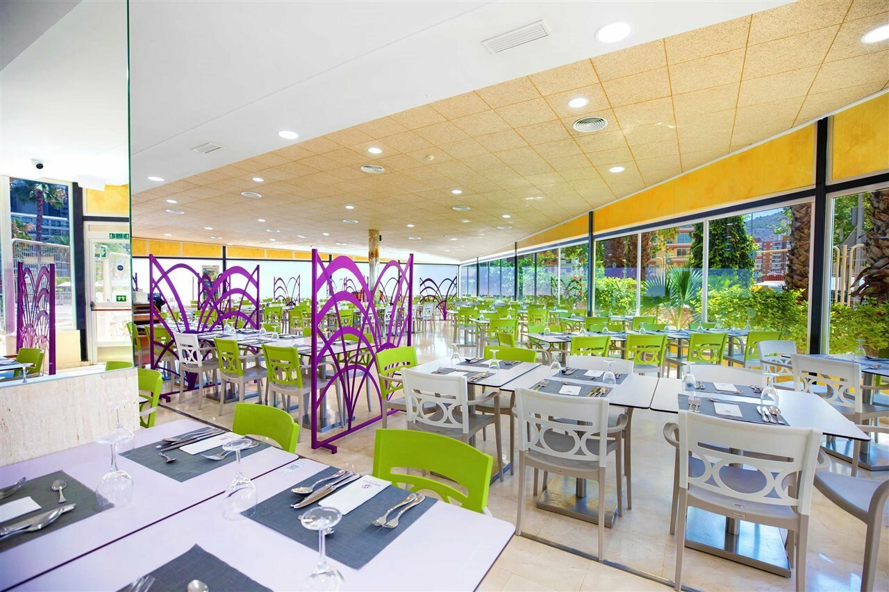 Фото Hotel Servigroup Pueblo Benidorm