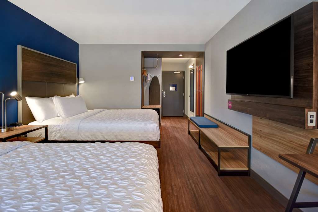 Фото Tru by Hilton Manchester Downtown