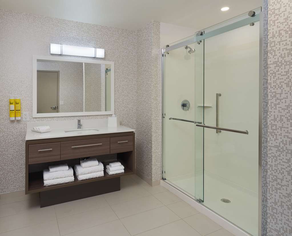 Фото Home2 Suites by Hilton Ft. Lauderdale Downtown, Fl
