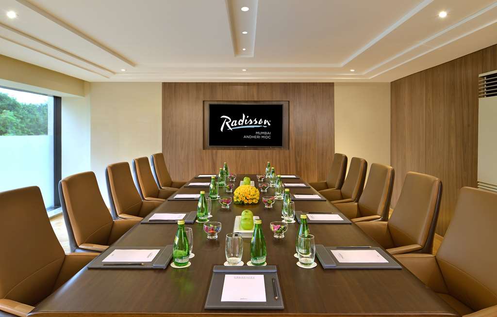Фото Radisson Hotel Mumbai Andheri MIDC