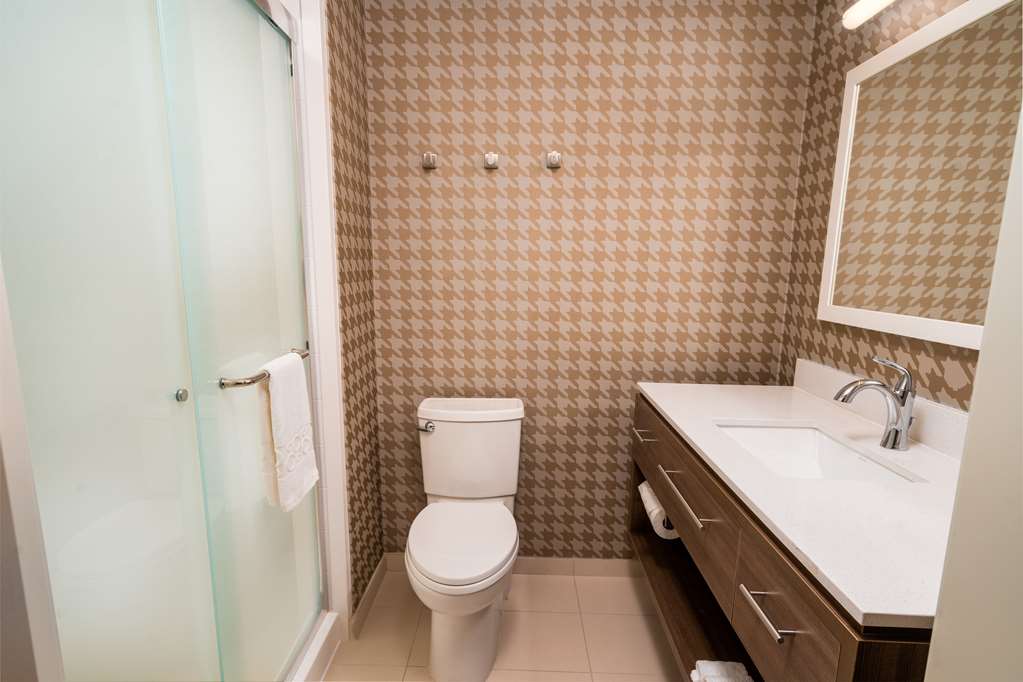 Фото Home2 Suites by Hilton Bakersfield
