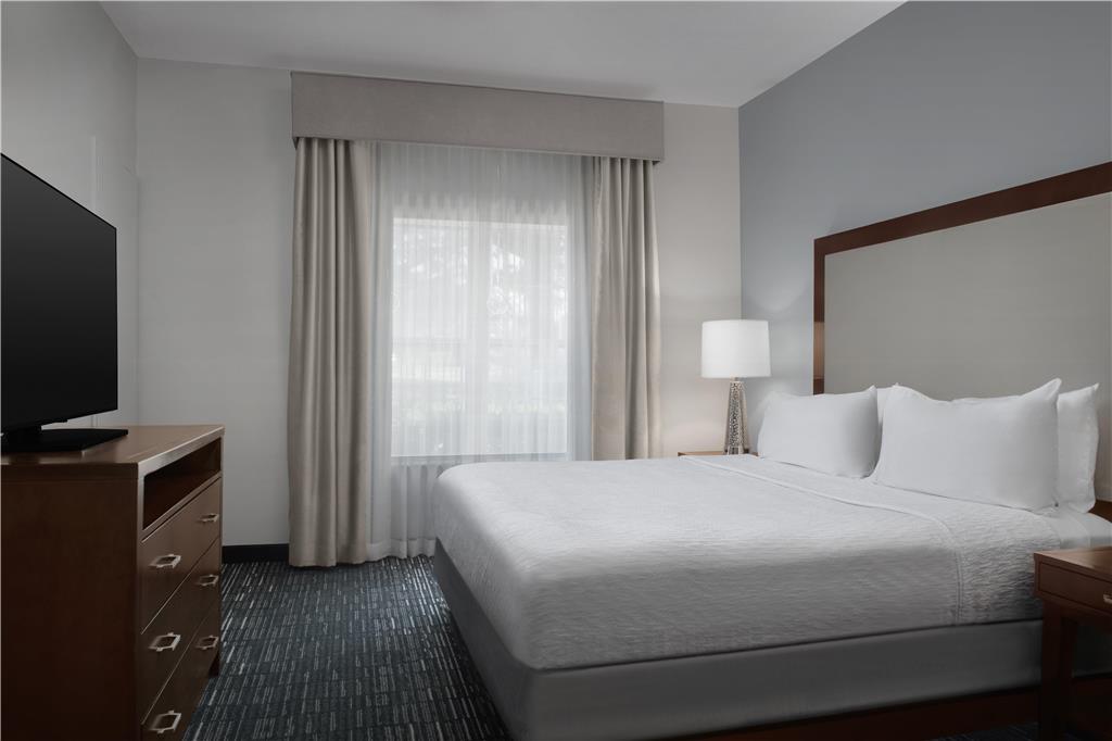 Фото Homewood Suites by Hilton Newark-Cranford