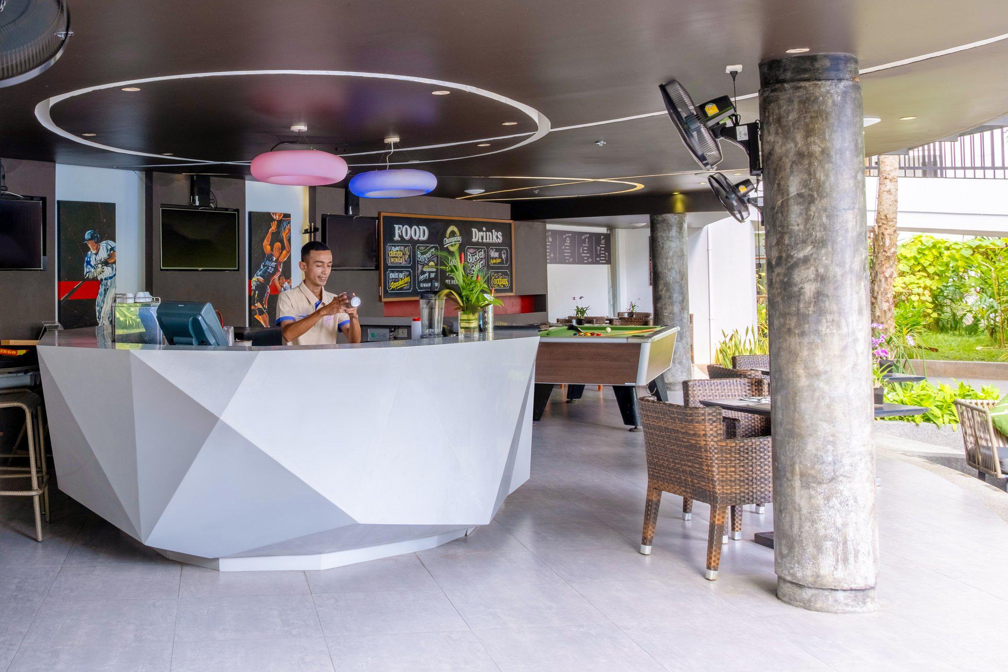 Фото Holiday Inn Resort Phuket Karon Beach, an Ihg Hotel