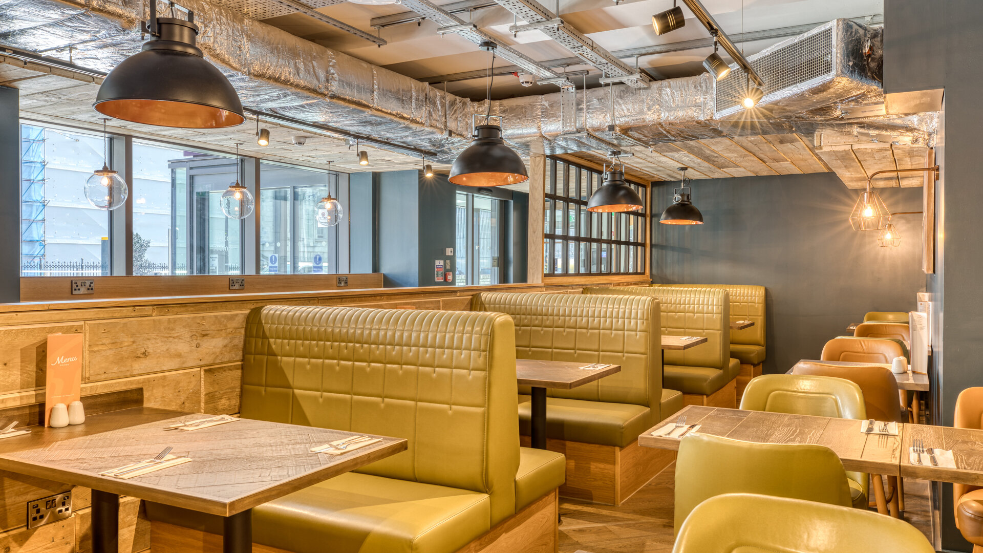 Фото Premier Inn London Paddington Hotel