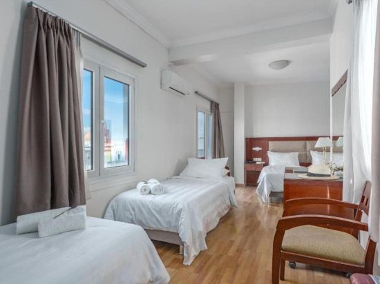 Фото Attalos Hotel
