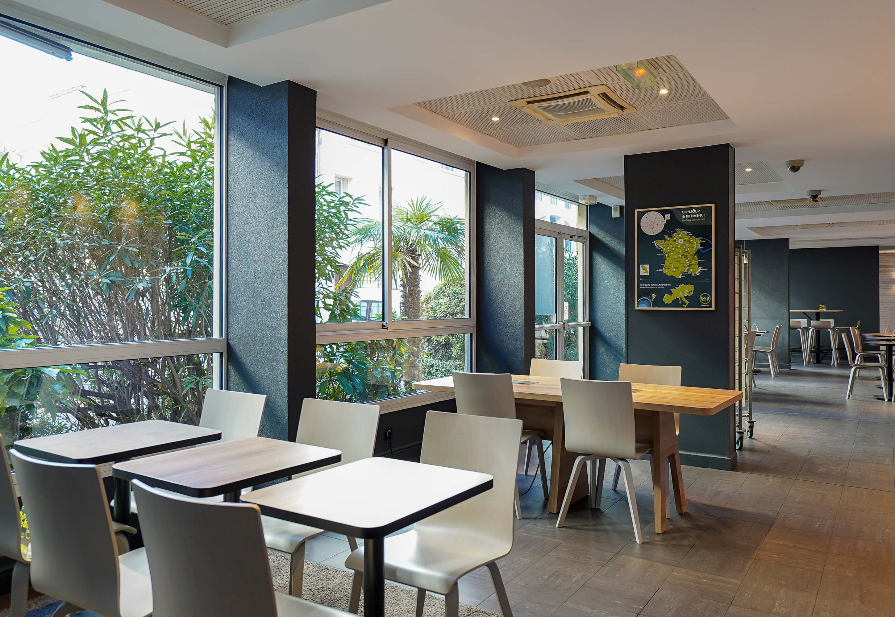 Фото B&B Hotel Marseille Prado Parc des expositions