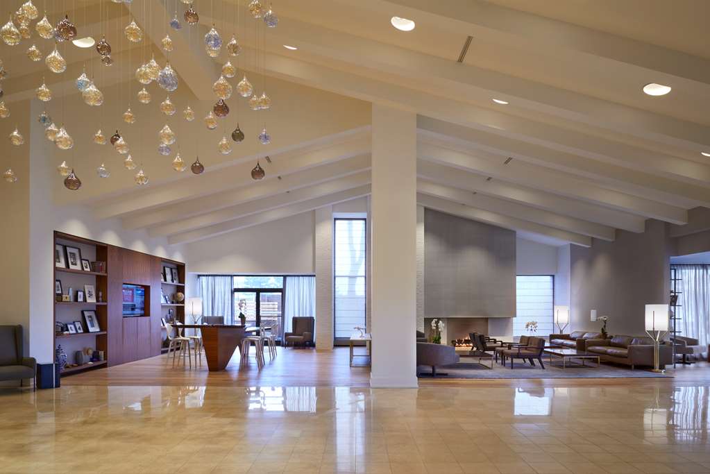Фото Hilton Mississauga/Meadowvale