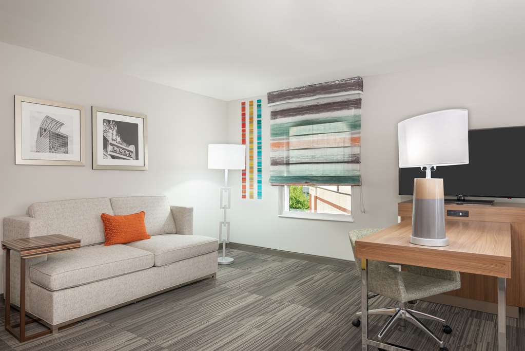 Фото Hampton Inn & Suites Atlanta Buckhead Place