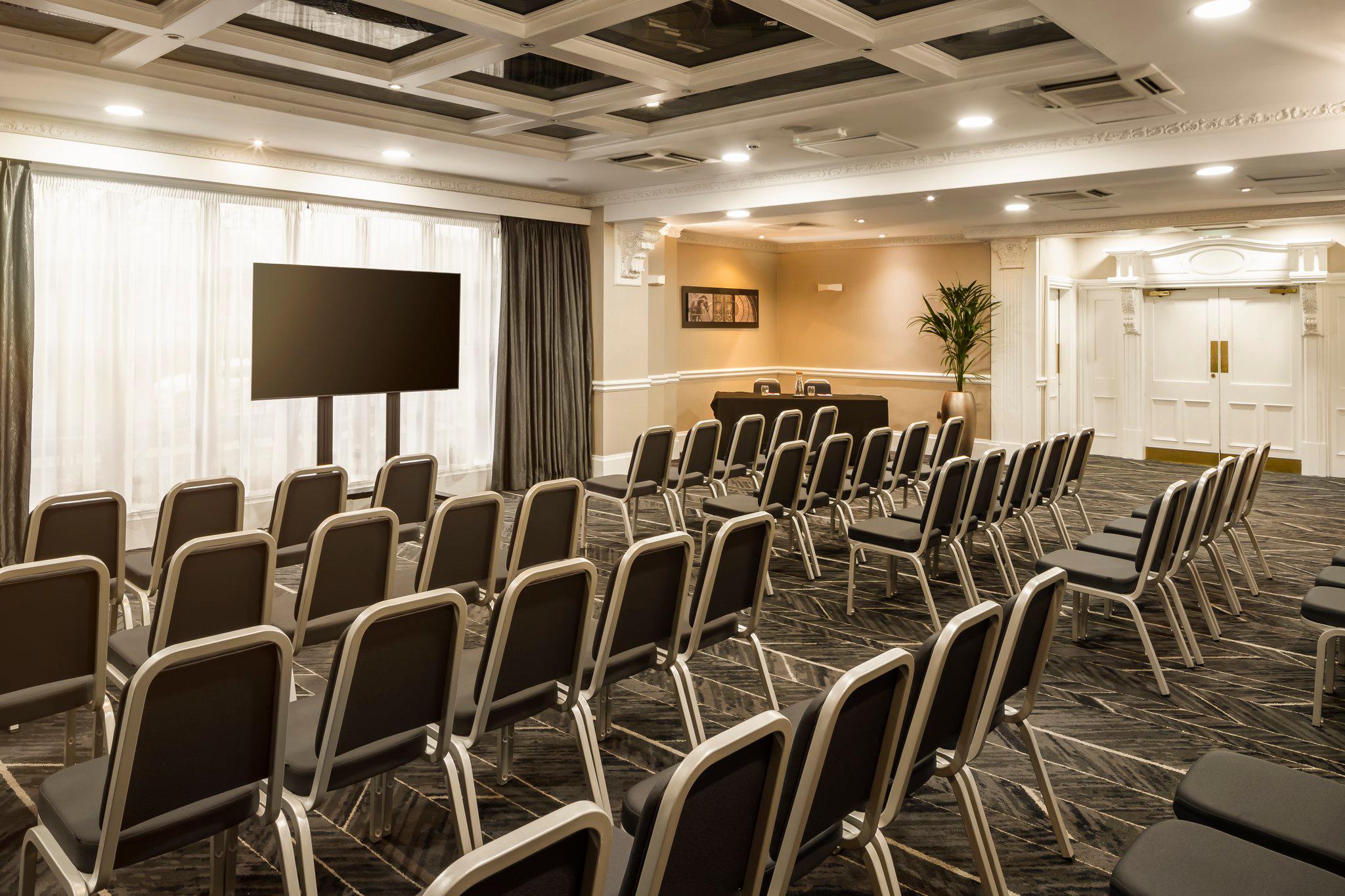 Фото Crowne Plaza Leeds, an Ihg Hotel