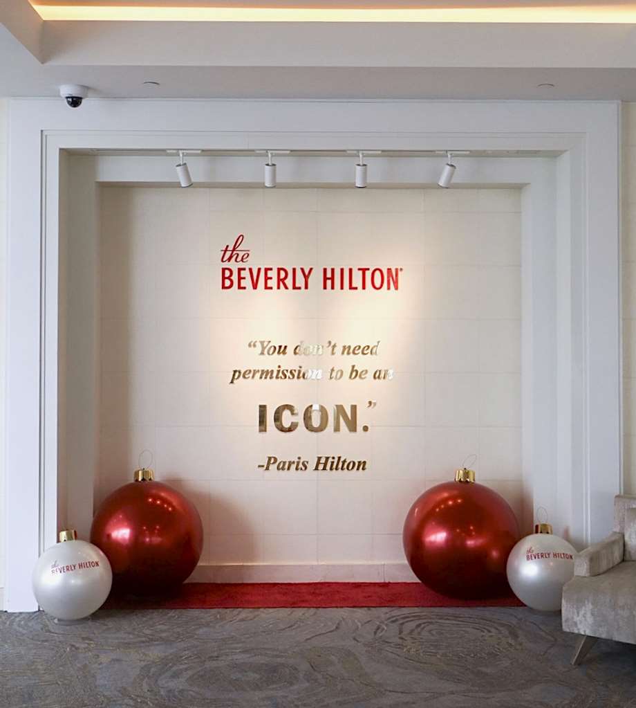 Фото The Beverly Hilton