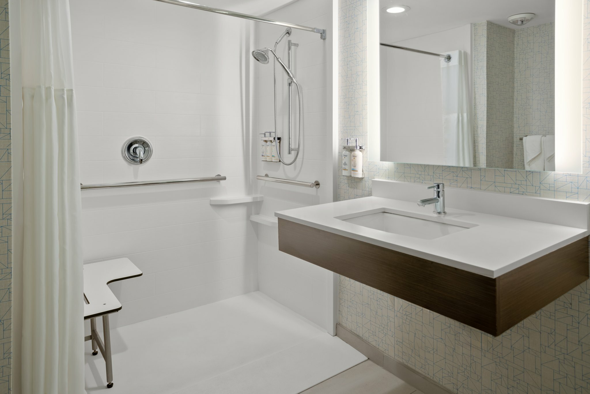 Фото Holiday Inn Express Stony Brook, an Ihg Hotel