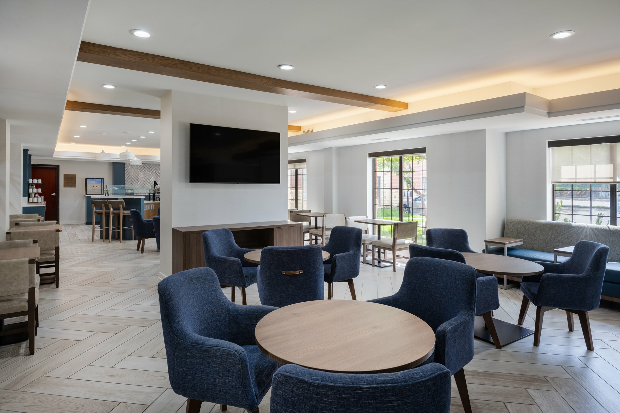 Фото Staybridge Suites West Des Moines, an Ihg Hotel