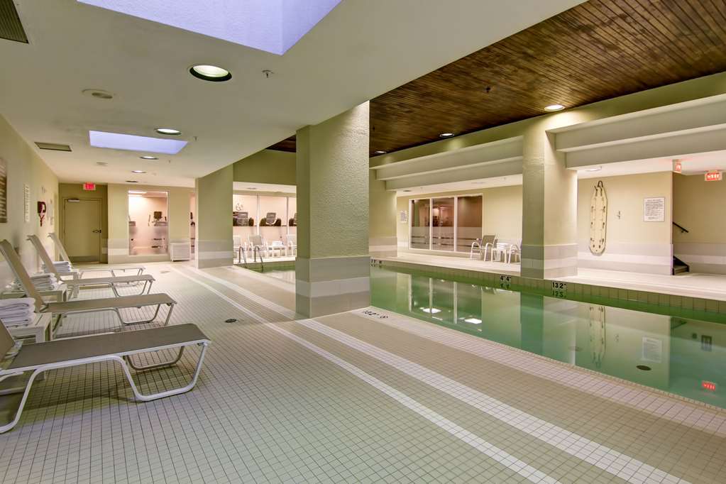 Фото DoubleTree by Hilton Hotel Toronto Downtown