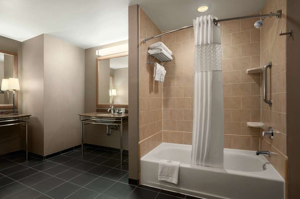 Фото Hampton Inn & Suites Ogden