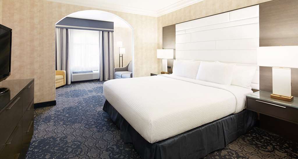 Фото Best Western Plus Abbey Inn