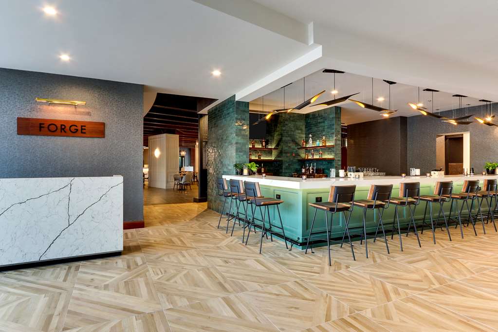 Фото The Chattanoogan Hotel, Curio Collection by Hilton