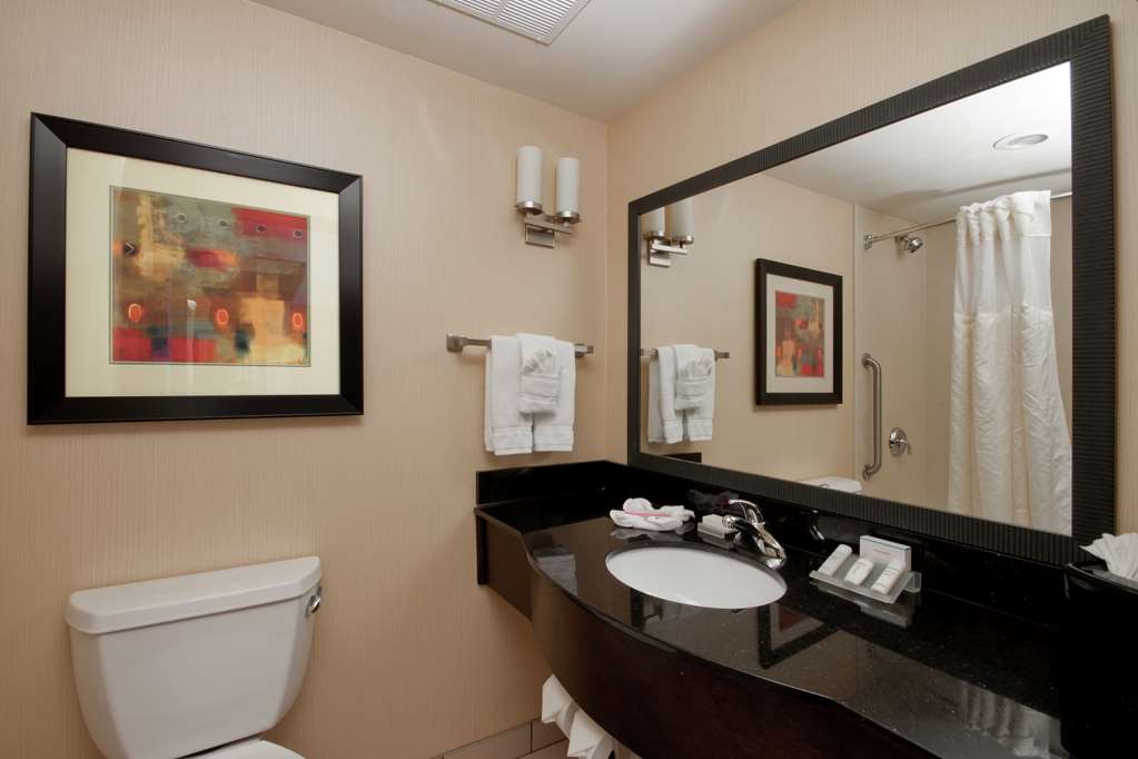 Фото Hilton Garden Inn Oklahoma City Midtown