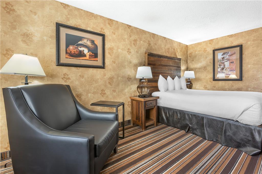 Фото Best Western Plus Inn of Santa Fe