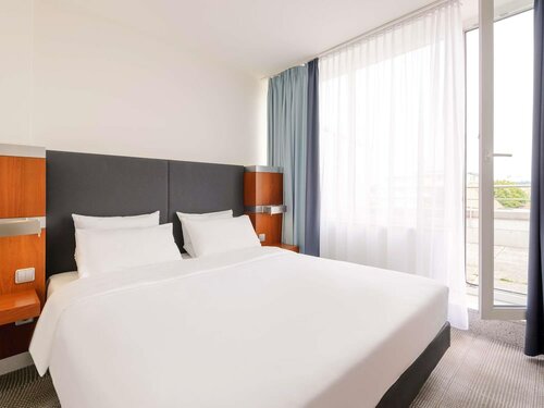 Гостиница Novotel Erlangen в Эрлангене